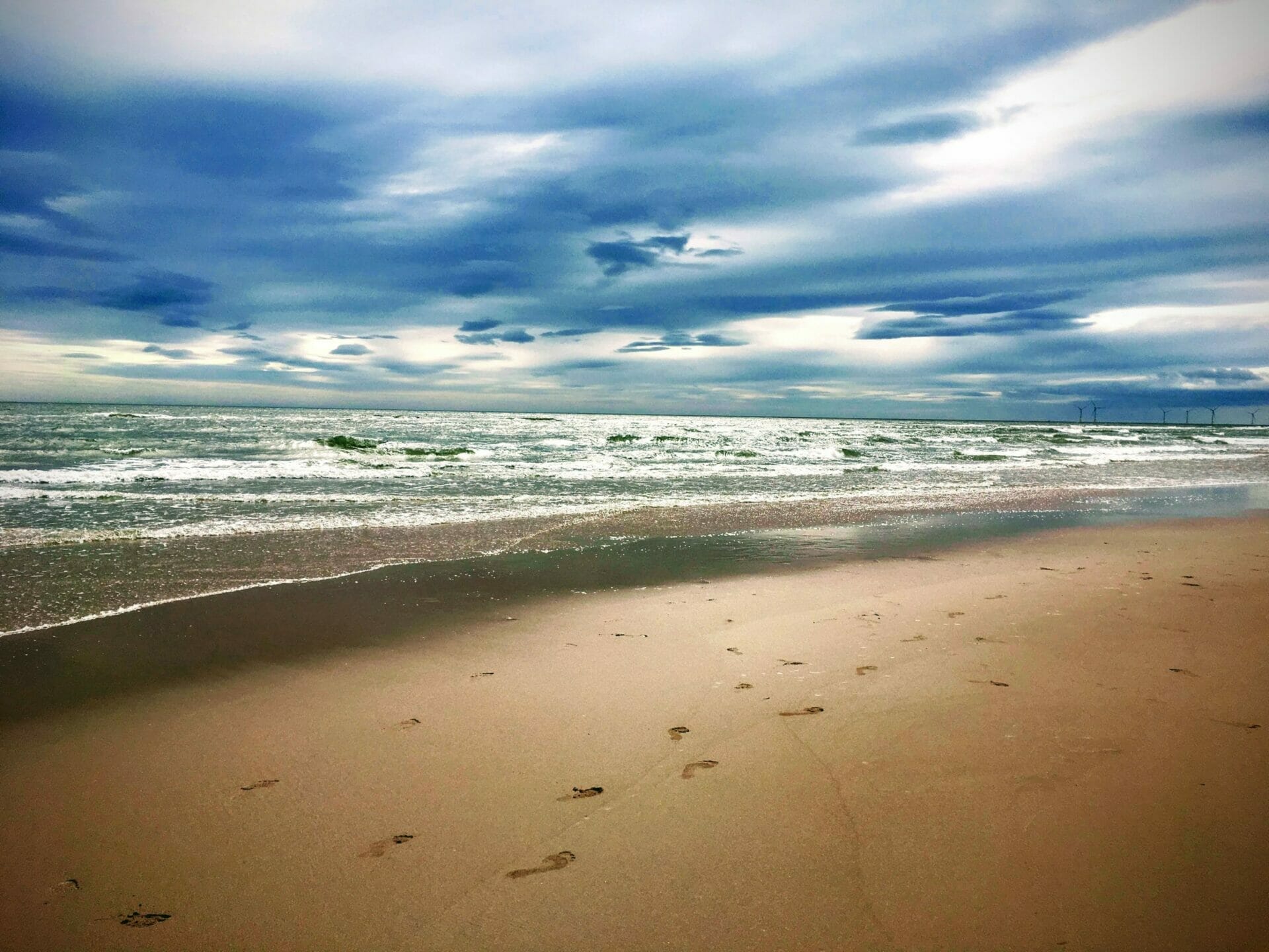 Hiking Scotland - North Sea Beach.