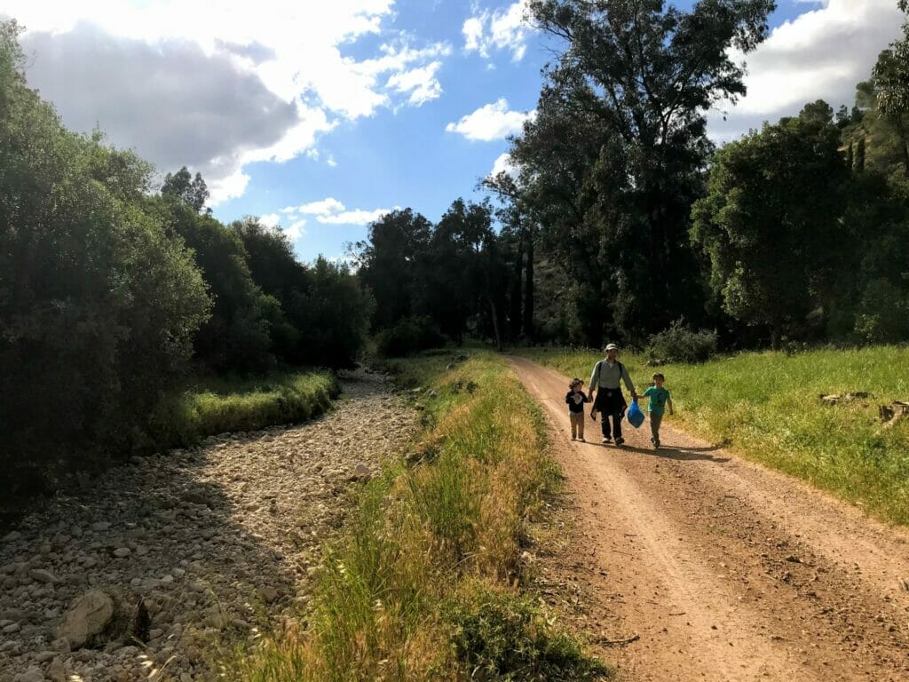 Beyond Kobi Bridge hike.