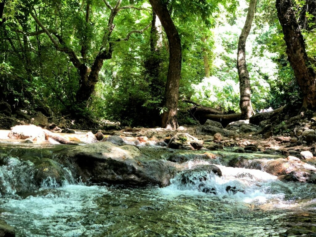 Summer hikes northern Israel.