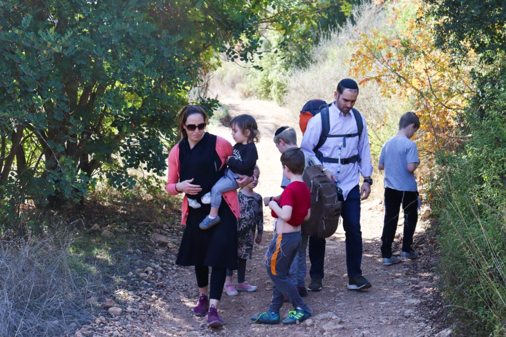 Nahal Zanoah to Ein Mata