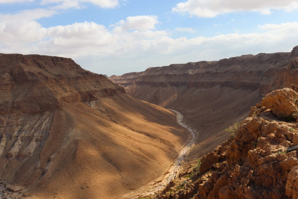 Hike from Tsifra Campground