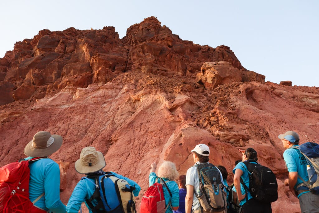 hike israel