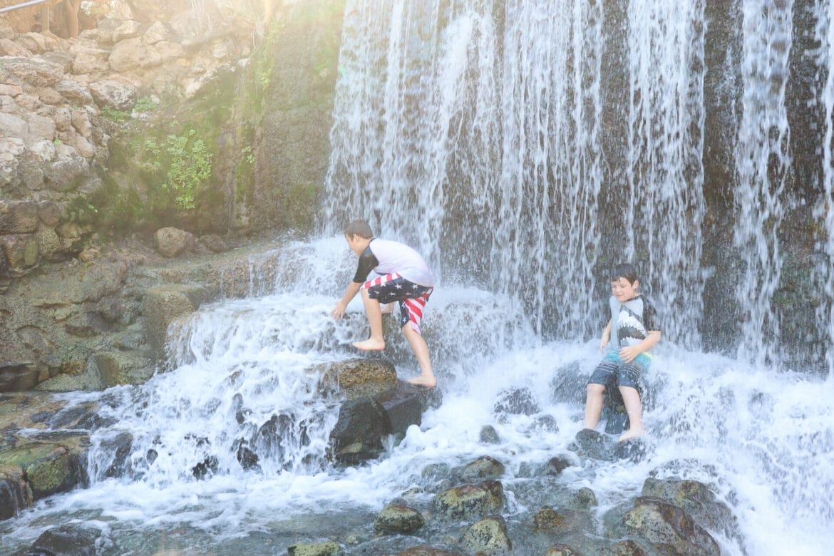 Gan HaShlosha (Sachne)