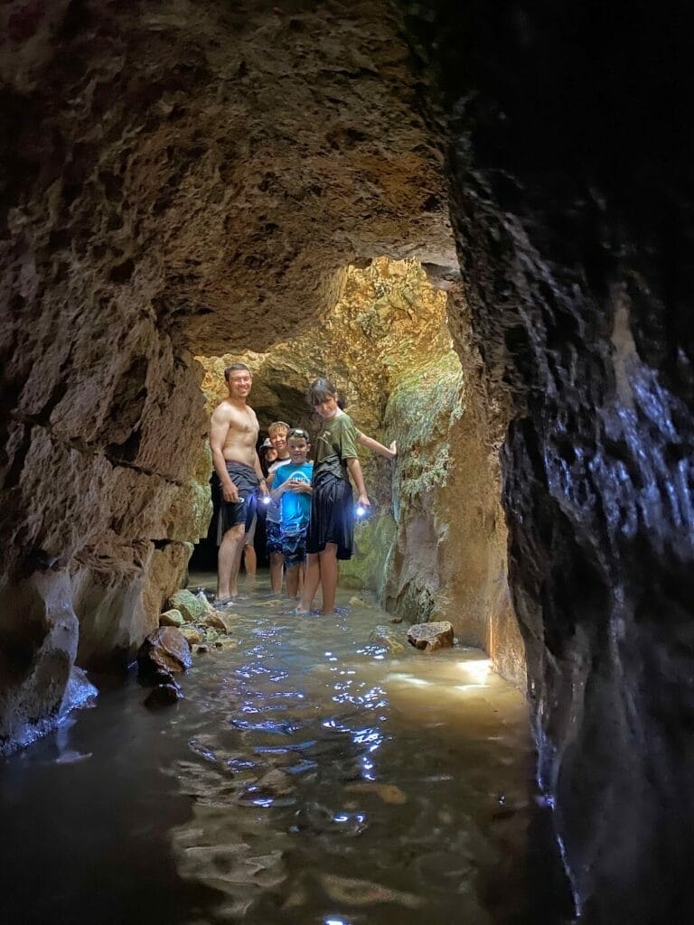 Summer hikes for families in israel