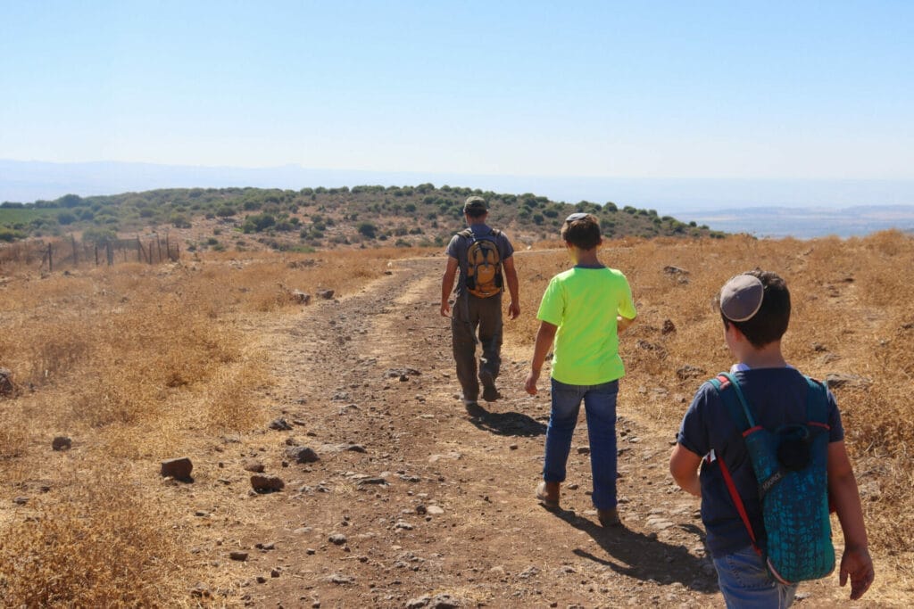 Alma cave hike golan