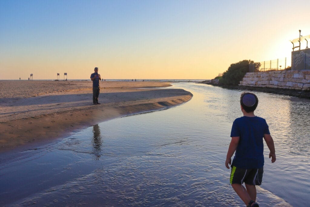 Lazy River hike Israel