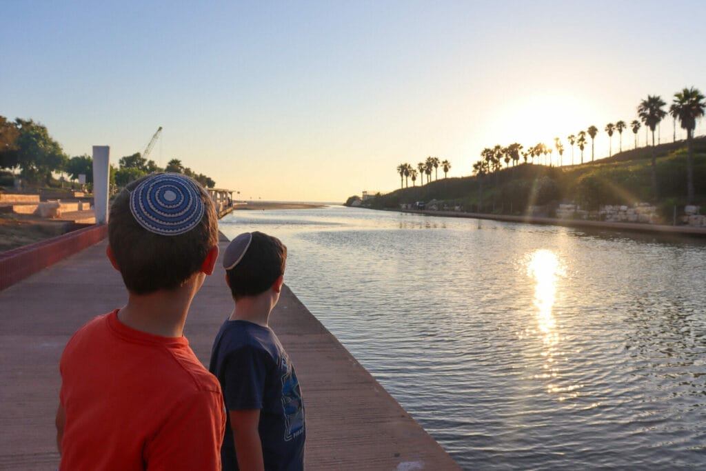 Hadera Stream hike to sea