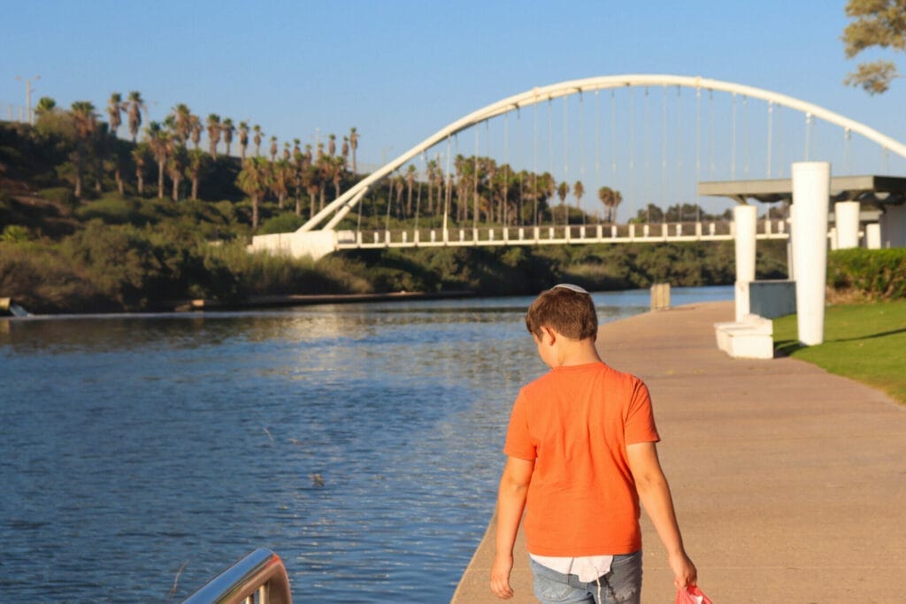 Hadera Stream hike to sea