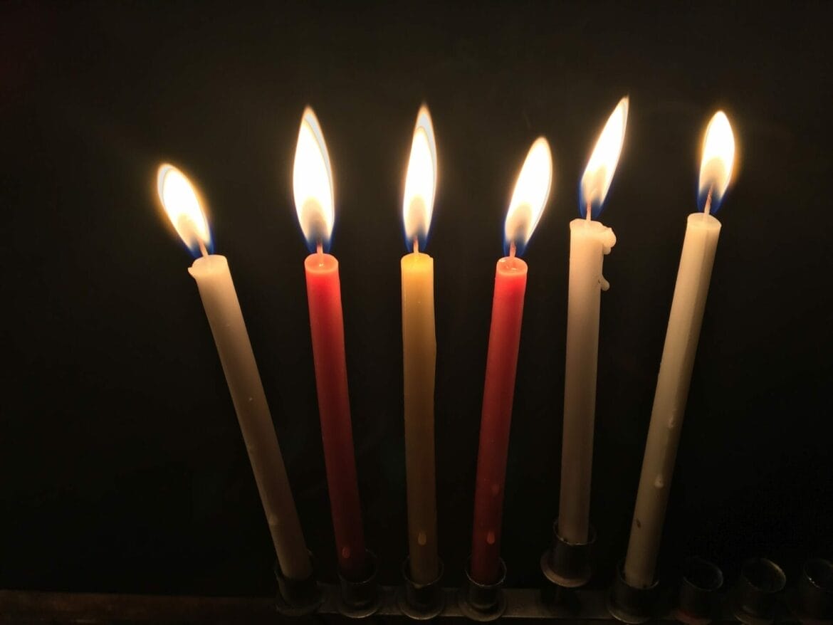 BaYom HaShmini – A Song for Chanukah 2023