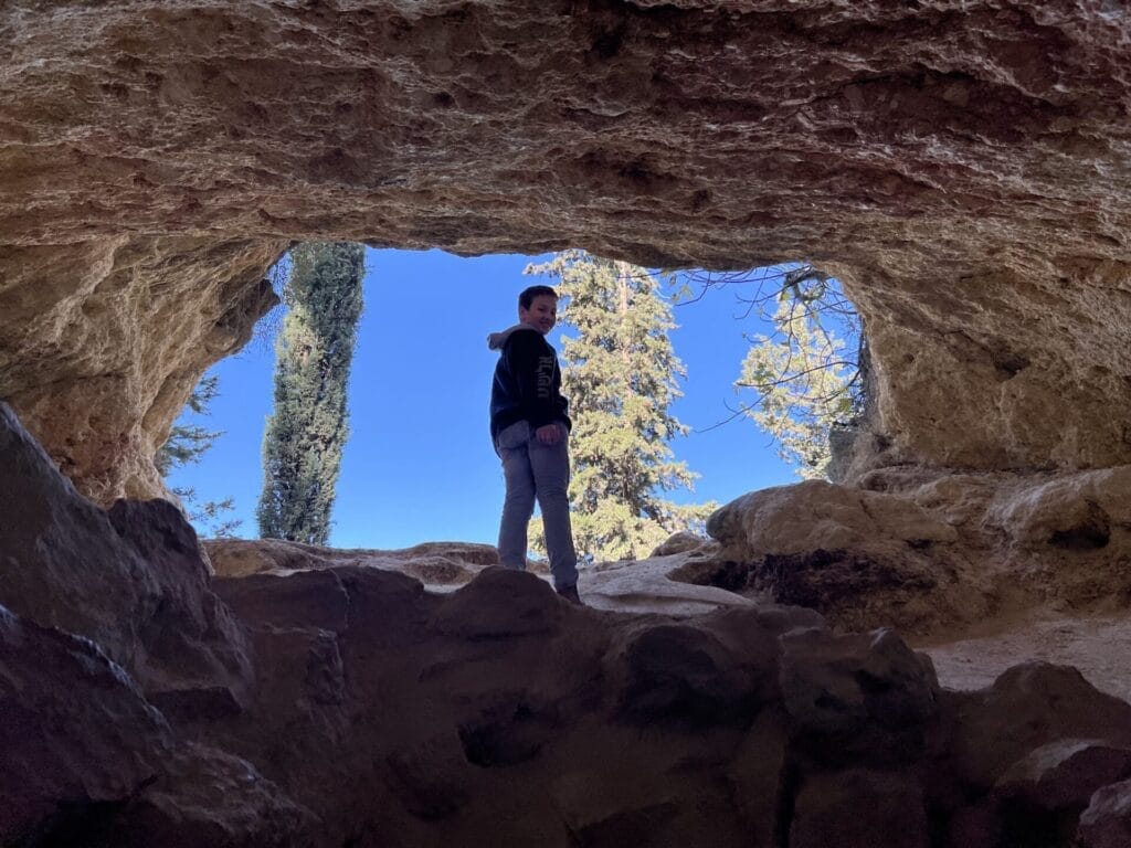 Jerusalem Springs Loop Hike